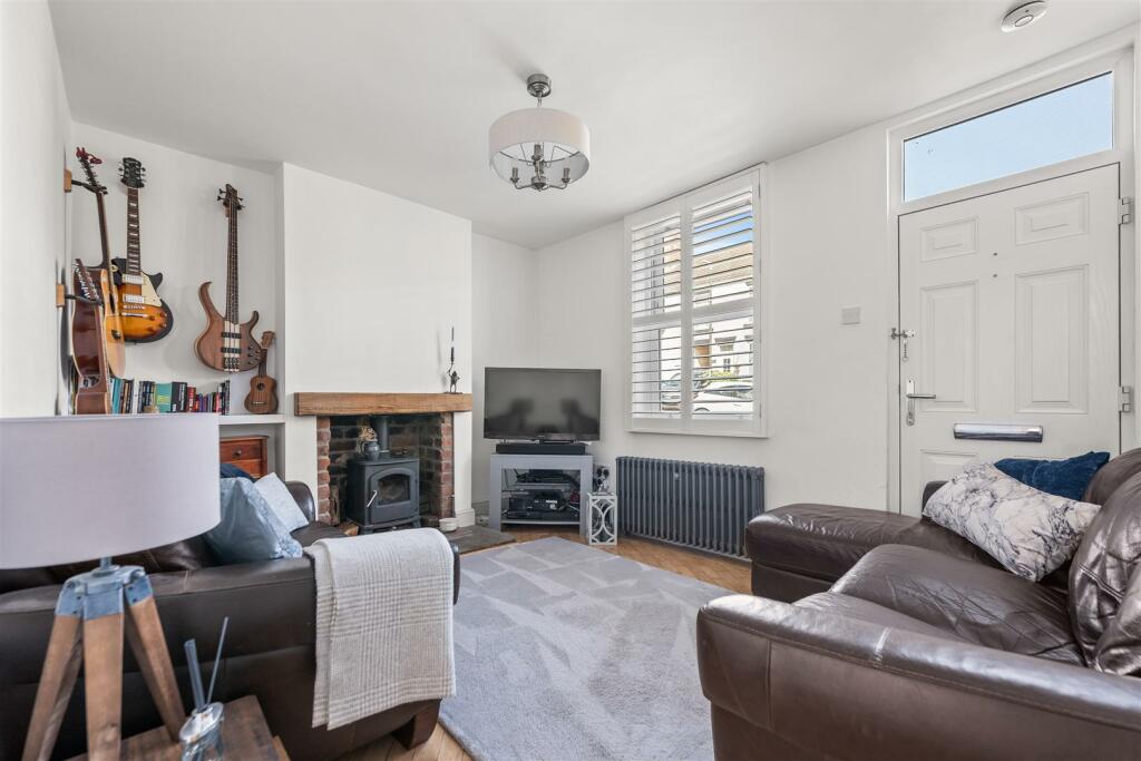 77 Stanforth Street-11.jpg