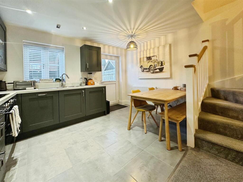 45fb97f4--4D38-94D2-B5F60AC9924F-60458-000010E5E8C