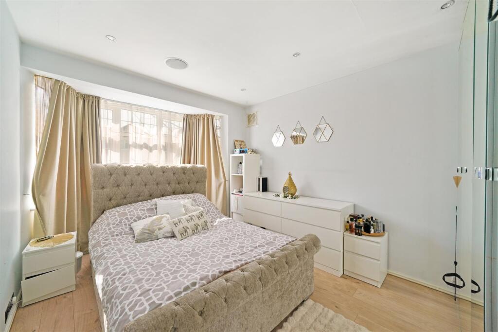 117 Eton Avenue - ZzmtFeZQa58TkIz6wJJw.jpg