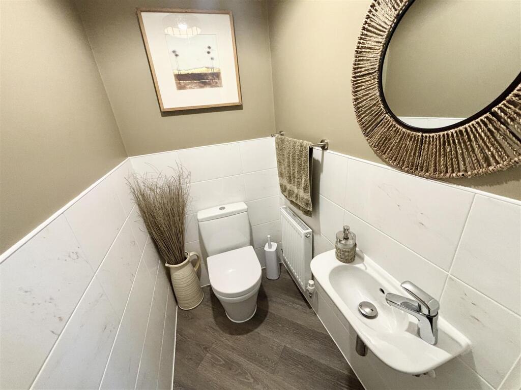 Guest Cloakroom