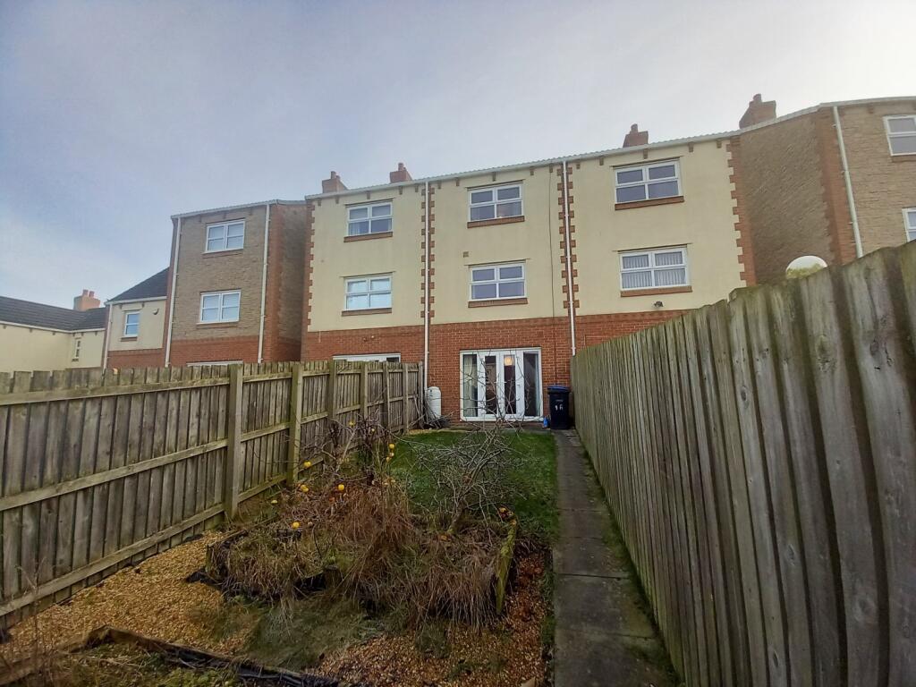 REAR ELEVATION