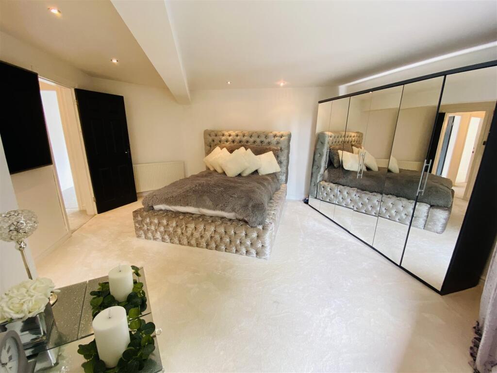 Principle Bedroom