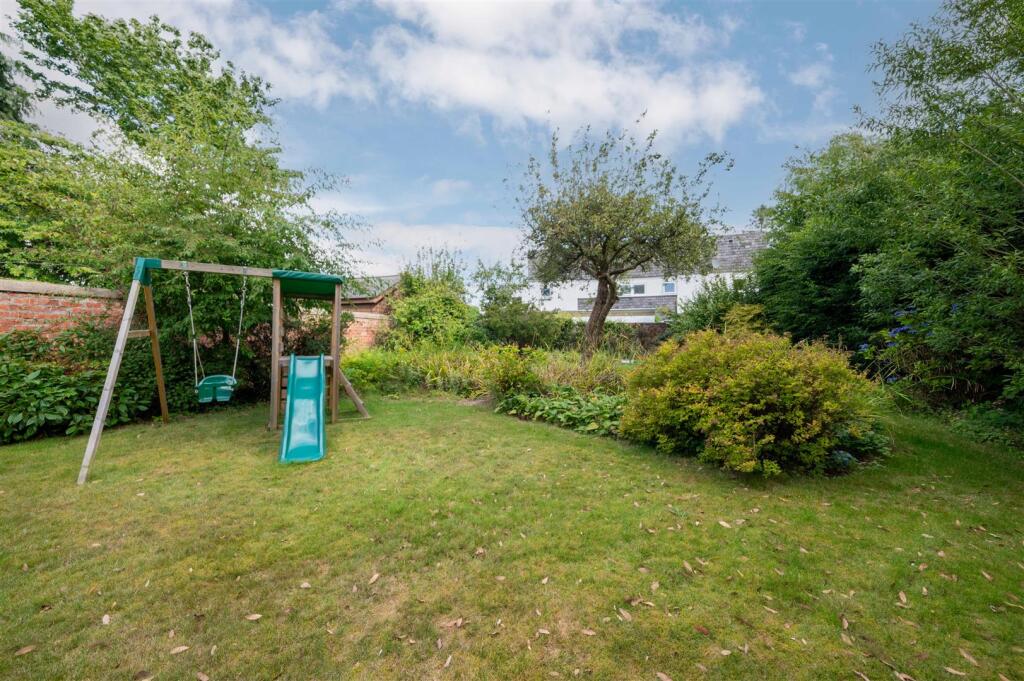 117 Strathern Road BF-20.JPG