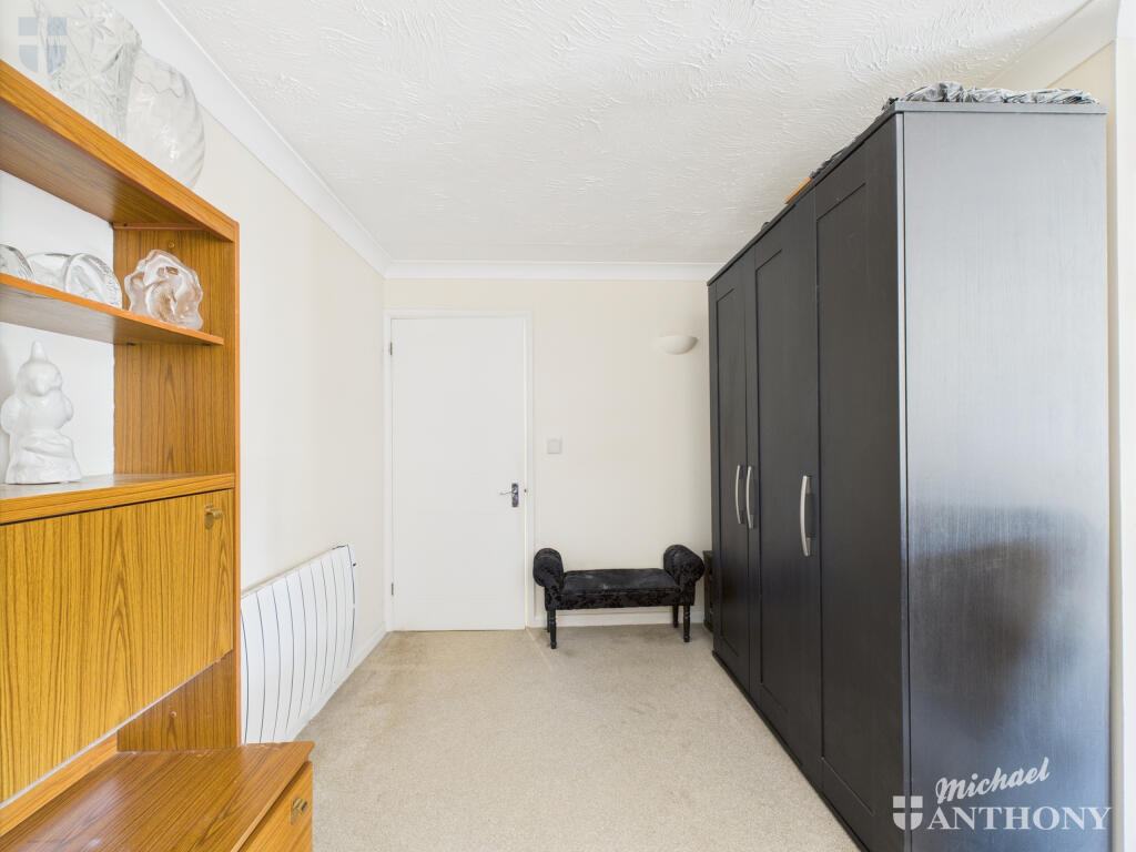 CAM03218G0-PR0691-STILL007