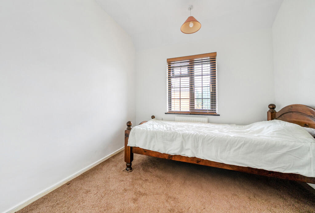 1372274-16-690237...