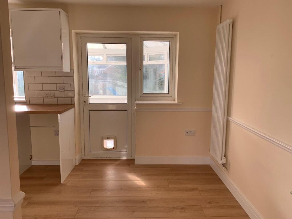 Kitchen breakfast ro