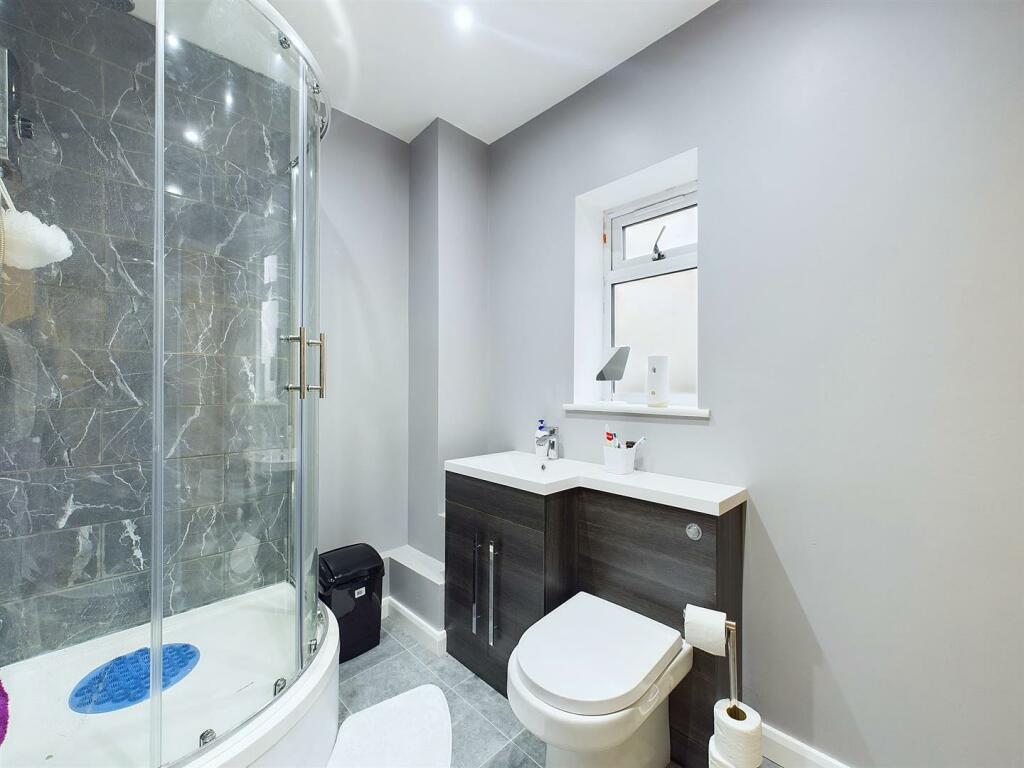 En-suite Shower room