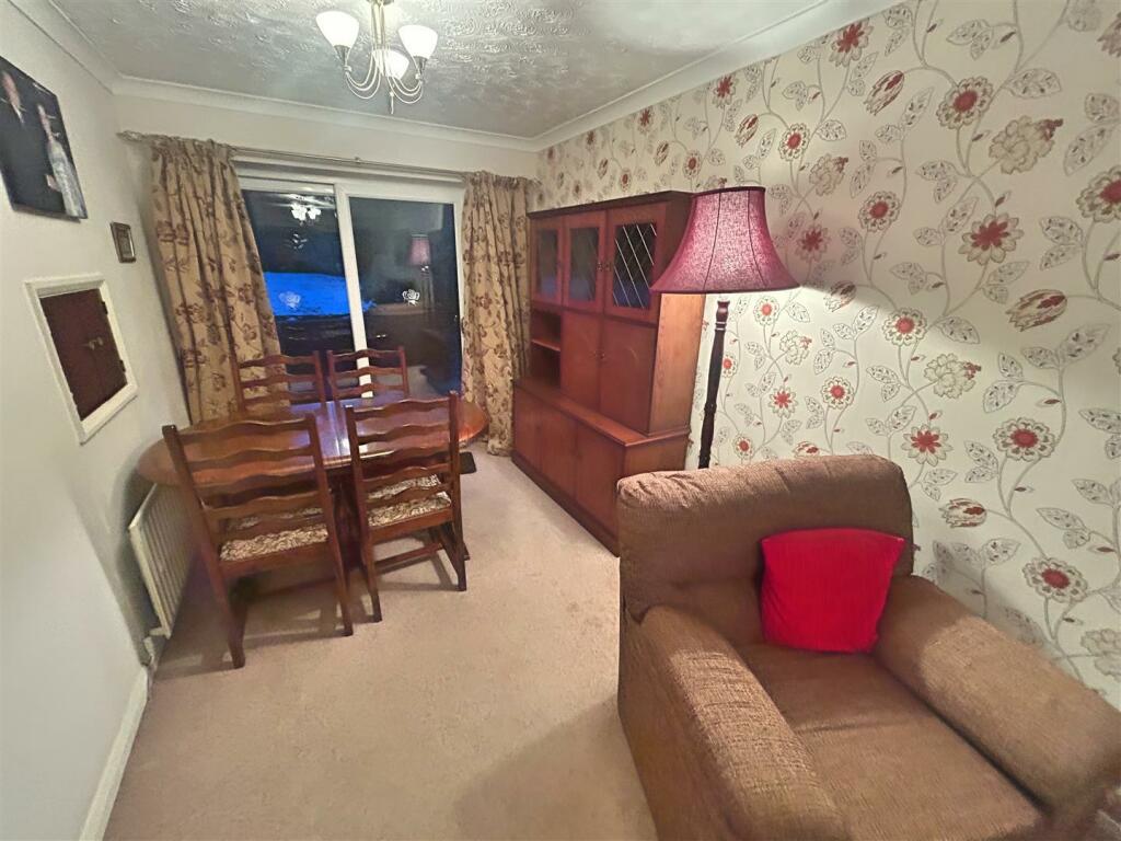 IMG_2738 (Large).JPG