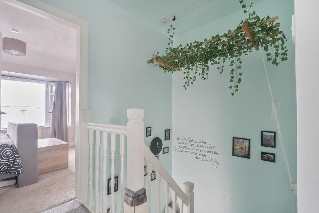 First Floor Landi...