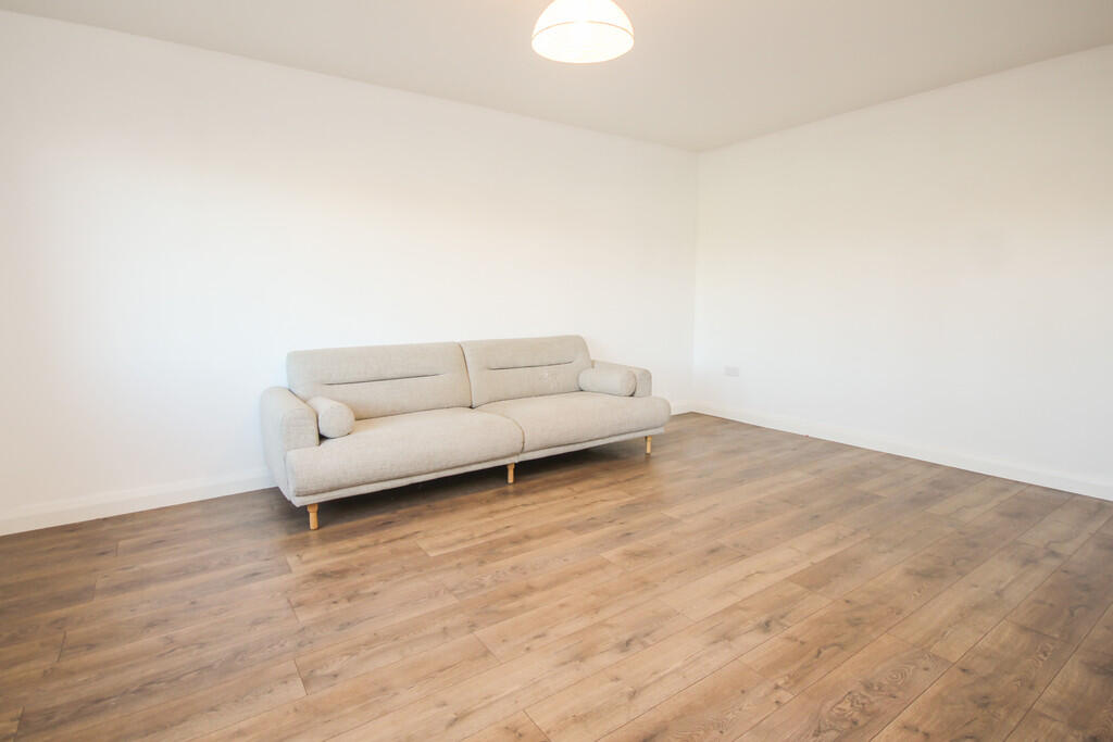 11 Breistonhill V...