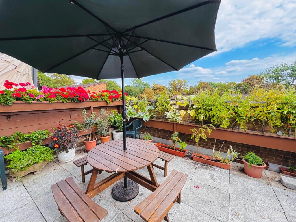 WhatsApp Image 2025-08-22 at 16.18.26_739a3c75