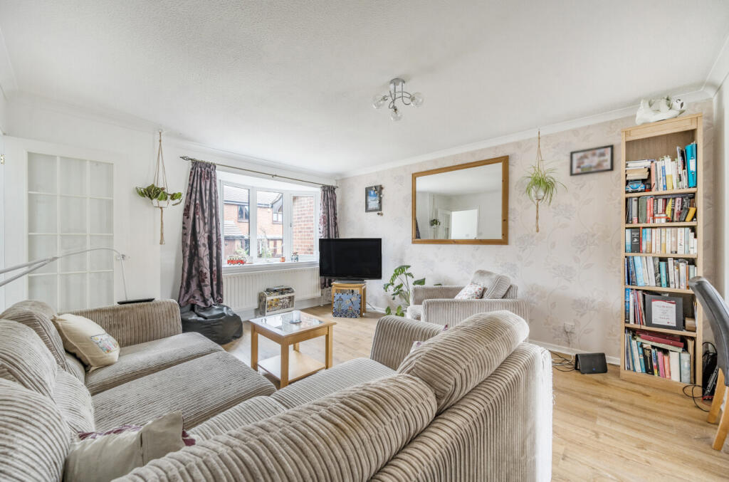 1342619-4-68a7893...