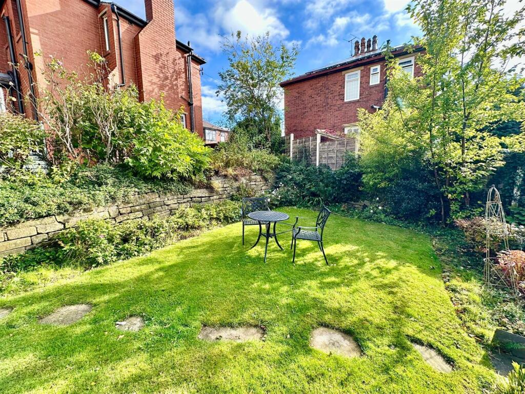 WhatsApp Image 2025-10-06 at 12.02.41_99cb3ec3.jpg