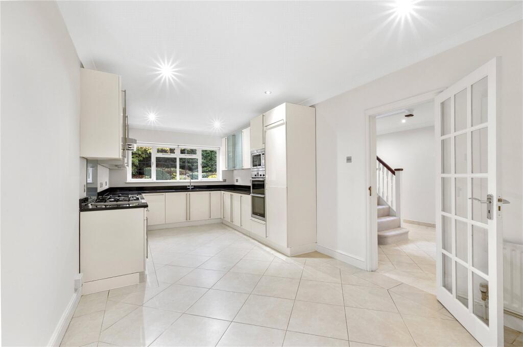 Kitchen Breakfast Rm