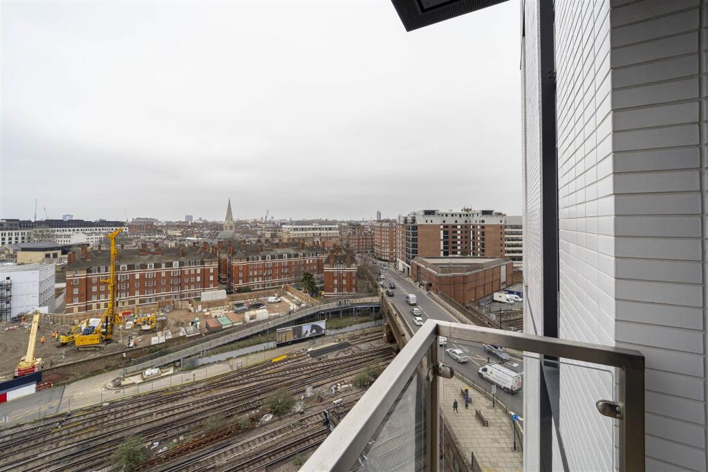 Balcony            .jpg