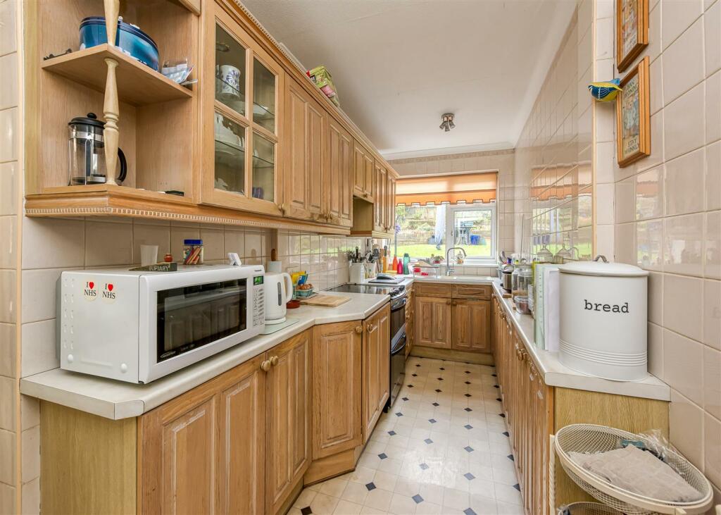 58 Lytton Avenue-Kitchen.jpg