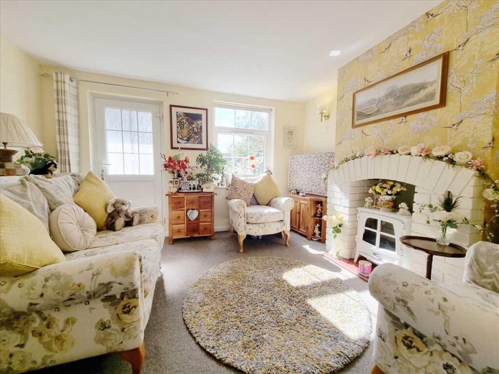 Lounge: