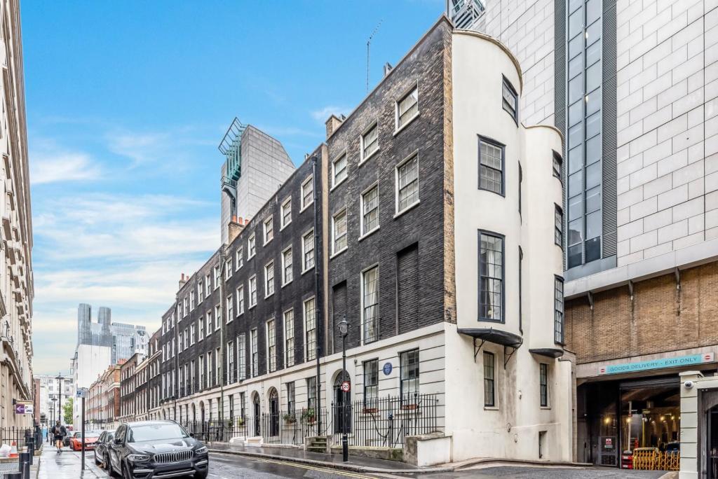 CRAVEN STREET, 25 (44).jpg