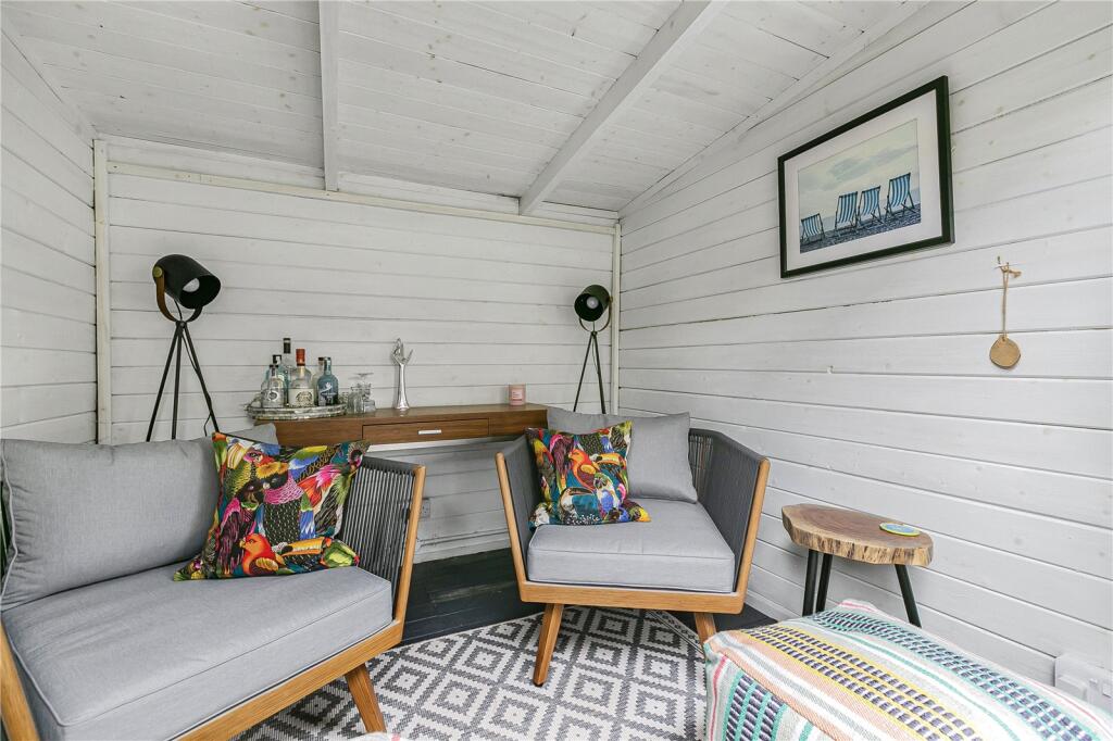 Shed