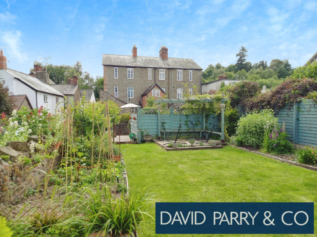 3 Bedroom Town House