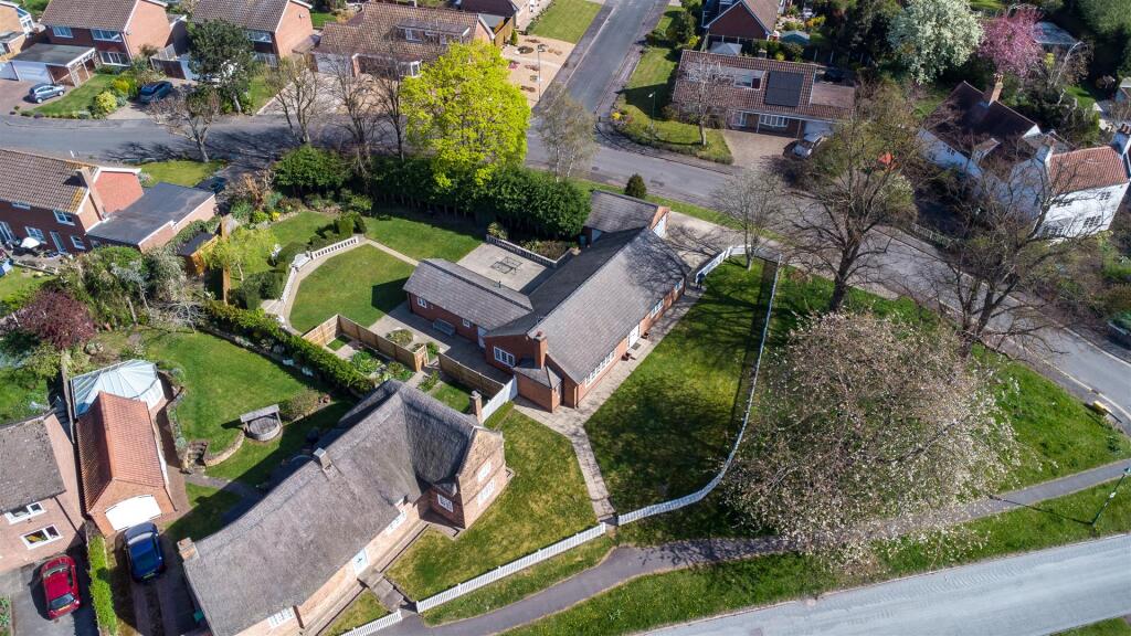 54 village rd-hi-5.jpg