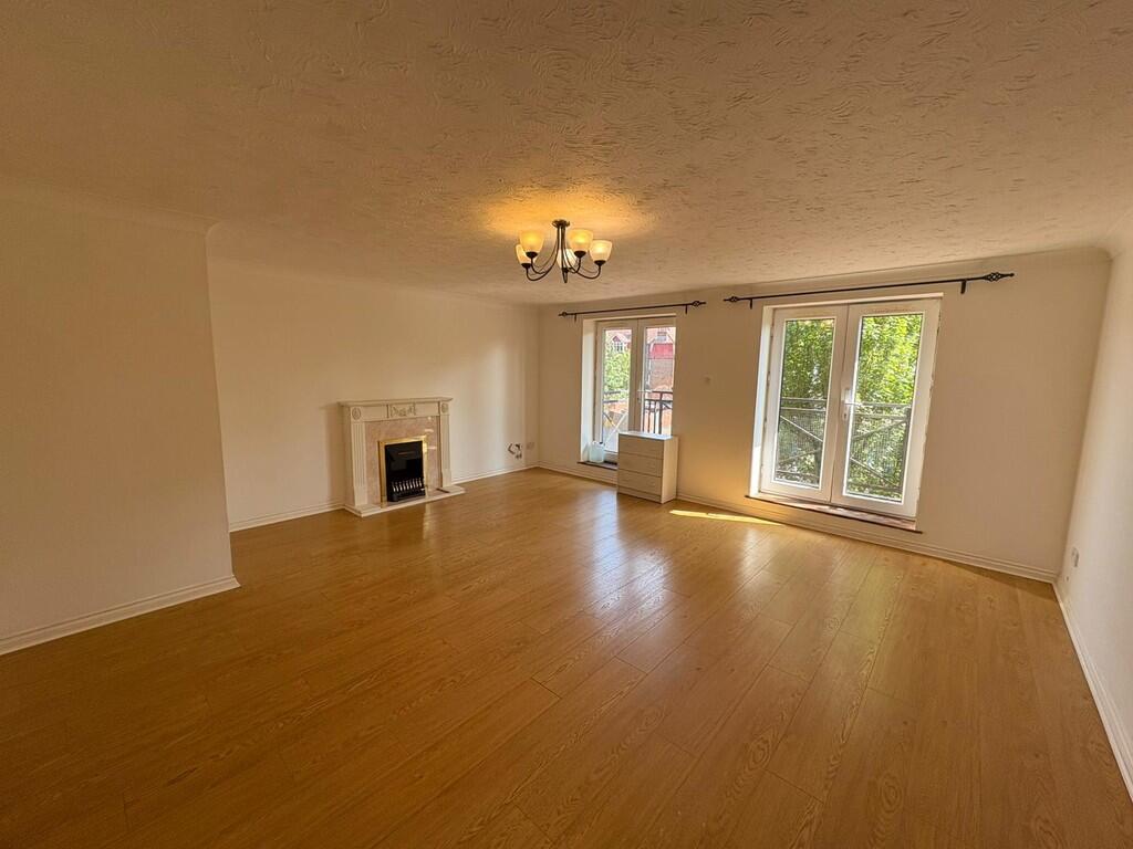 PHOTO-2025-08-23-...