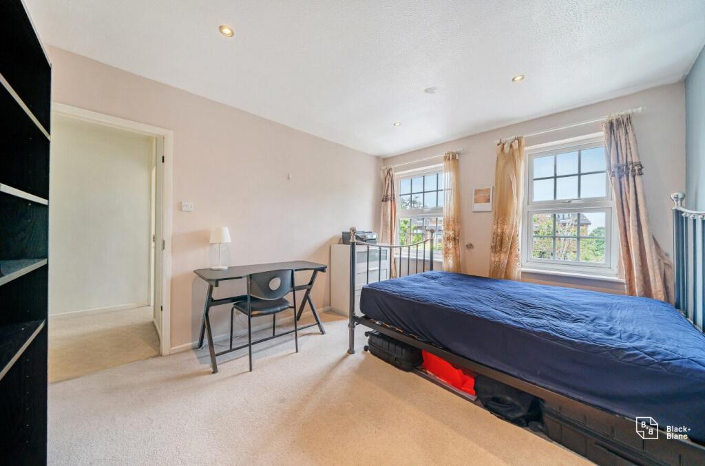 Bedroom 5