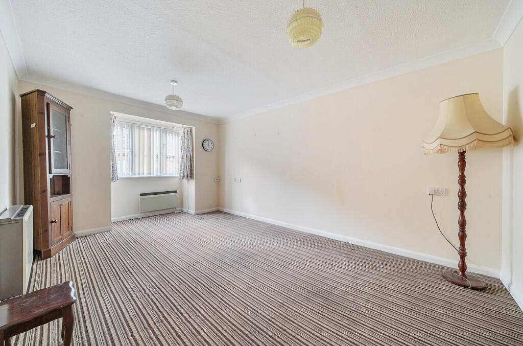 1331384-21-6889e9...