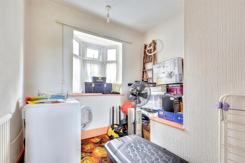 Bedroom Three_1.jpeg