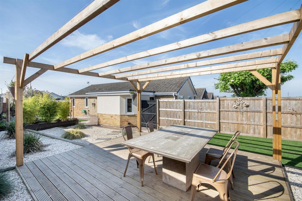 DSC_3832 copy_outdoor.jpg