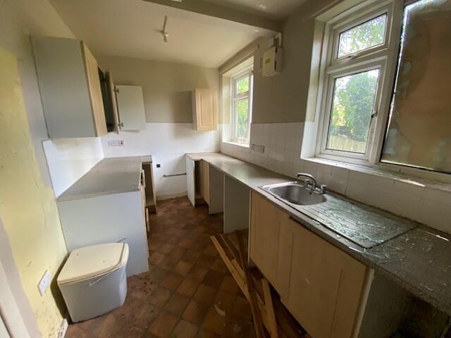 KITCHEN T202506191534.jpg