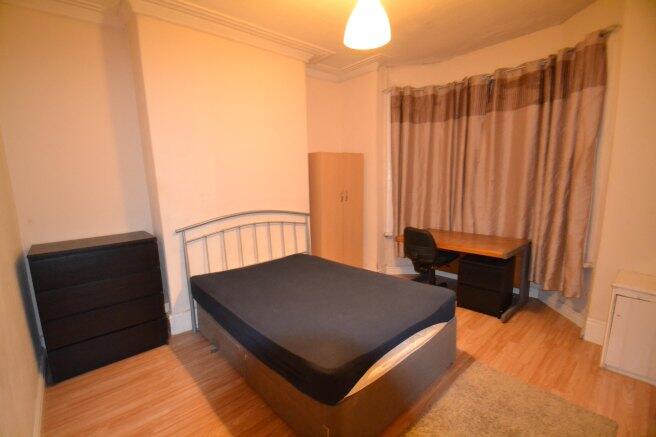 dickenson-road-m13-0nr-995065