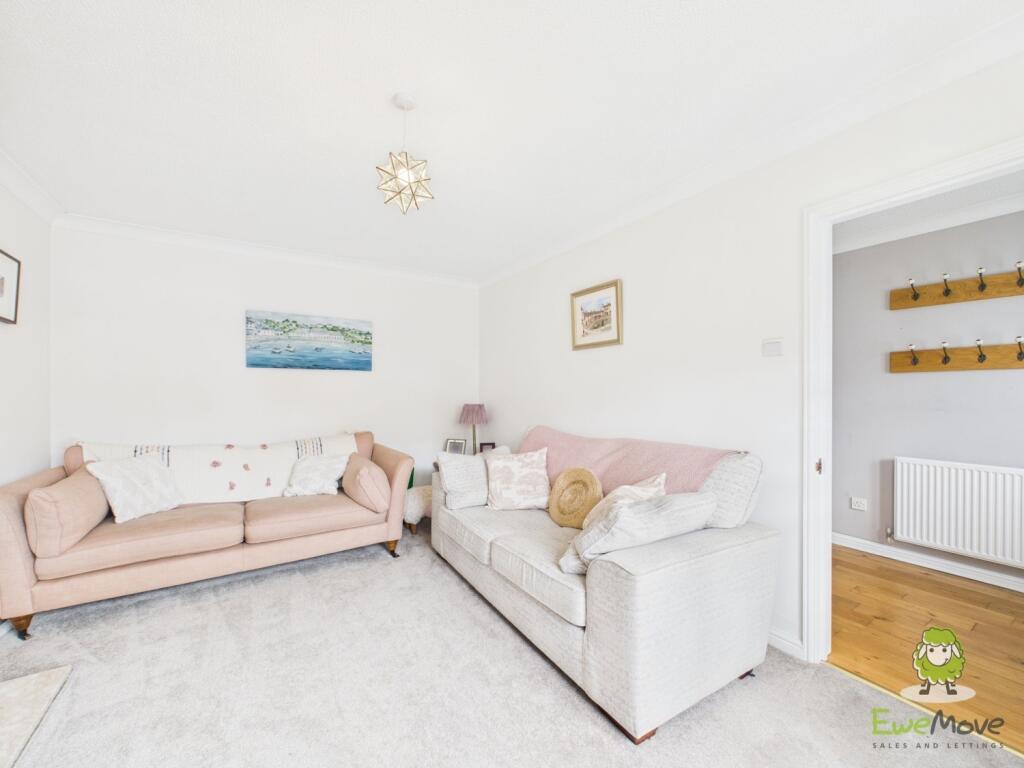 CAM02463G0-PR0086-STILL004