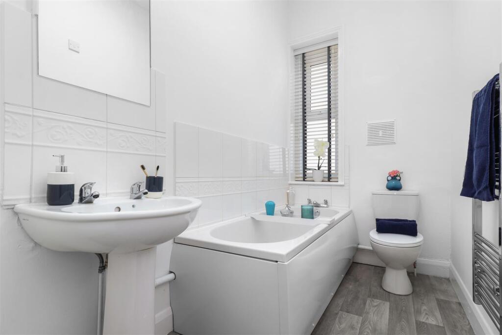 Main Bathroom