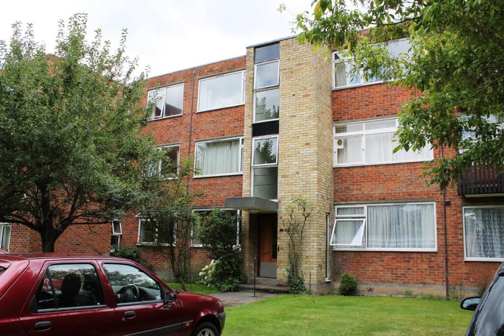 41 Cambanks Front.jpg