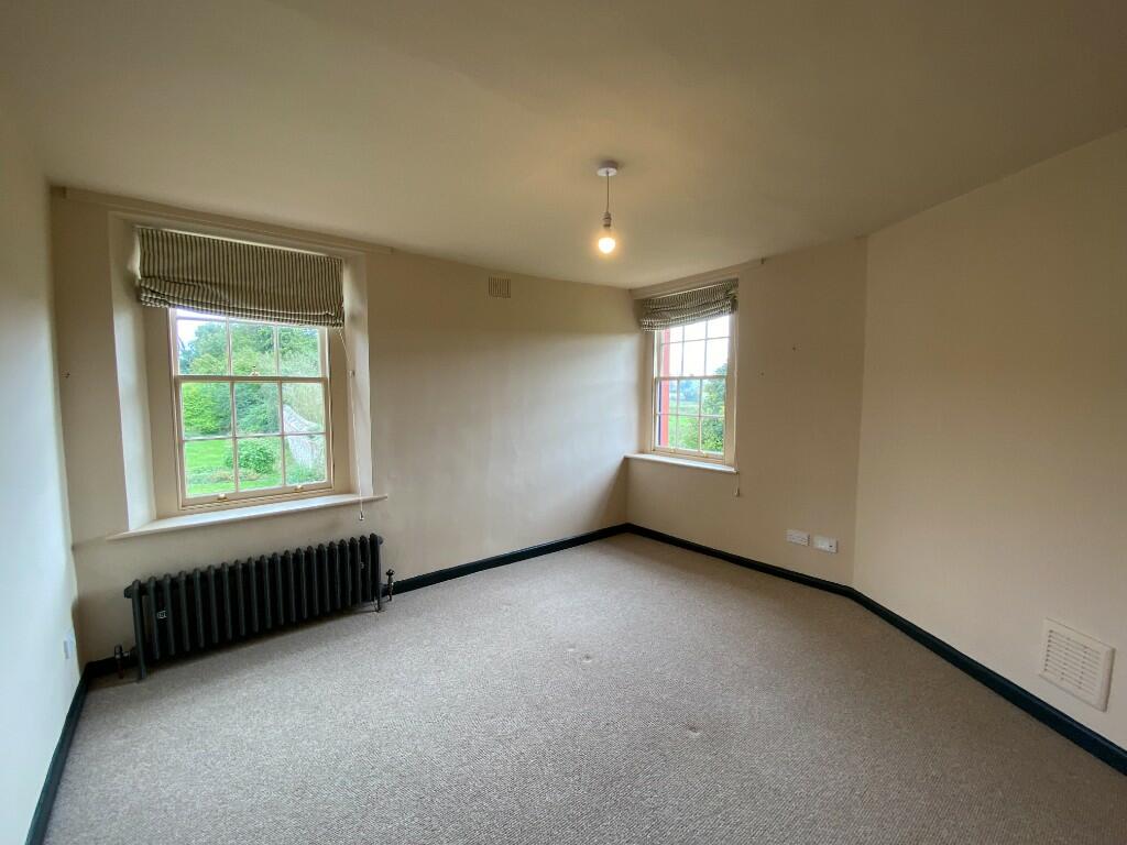 Bedroom 1/Dressing R