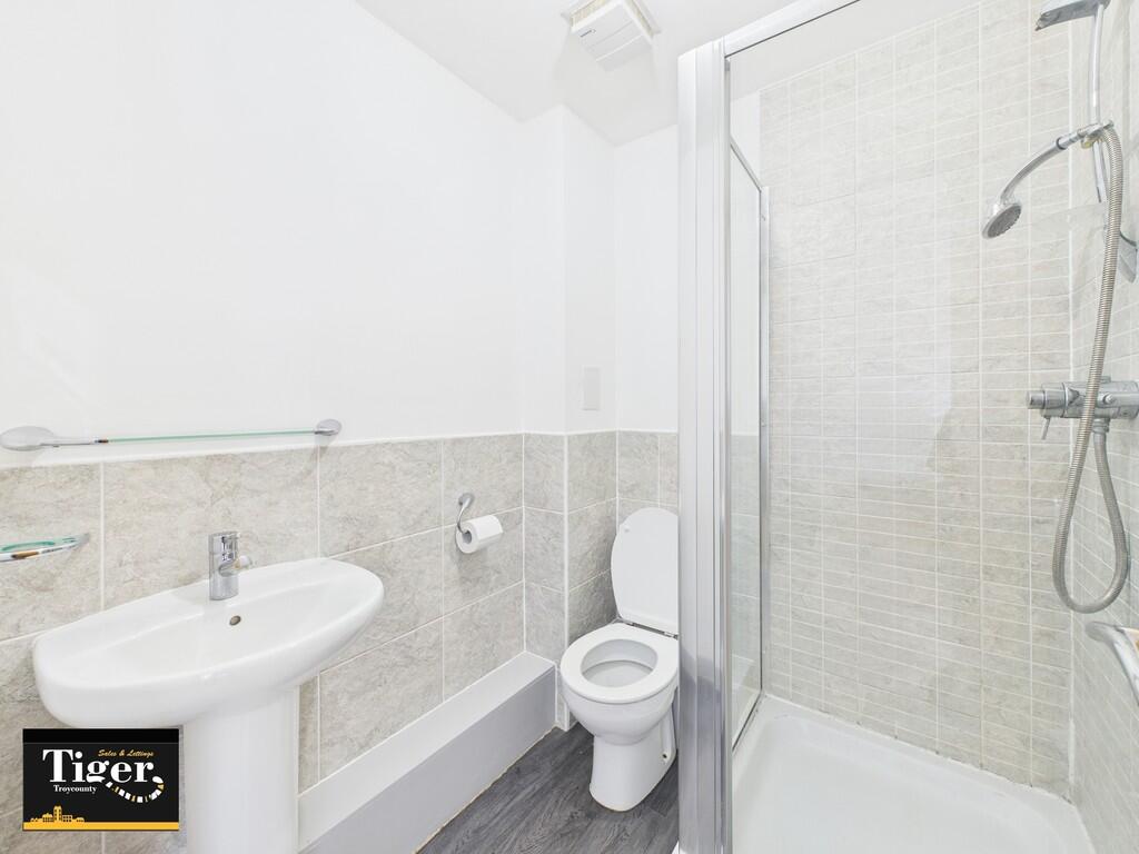 CAM03440G0-PR0304...