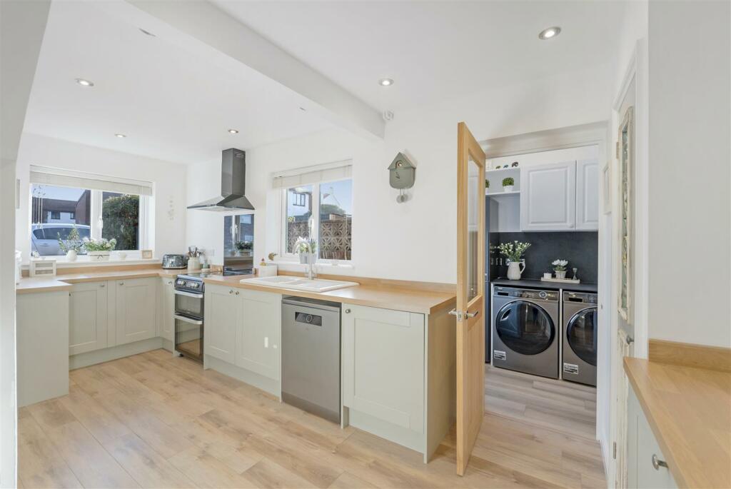 Kitchen/Breakfast Room