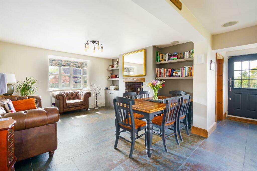 Main House - Dining