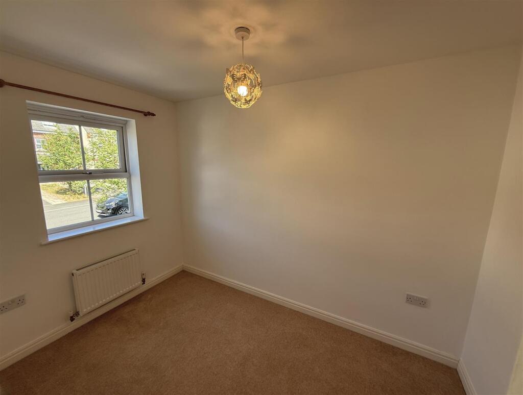 Bedroom 3.JPG