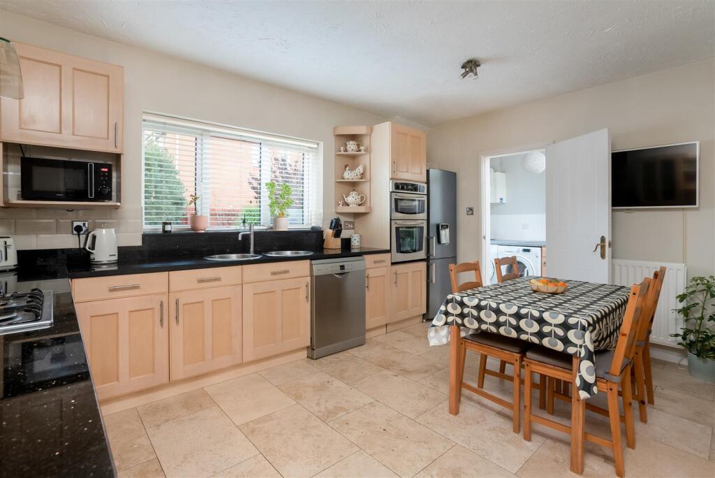 21 Prospero Drive 1992-3.jpg