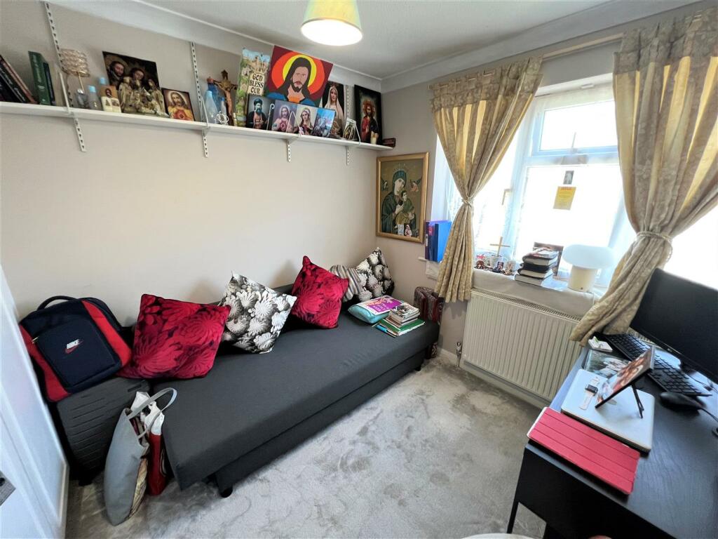 Bedroom.jpg