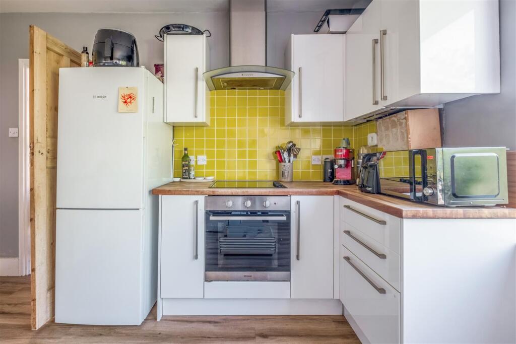 21a New England Road-15.jpg