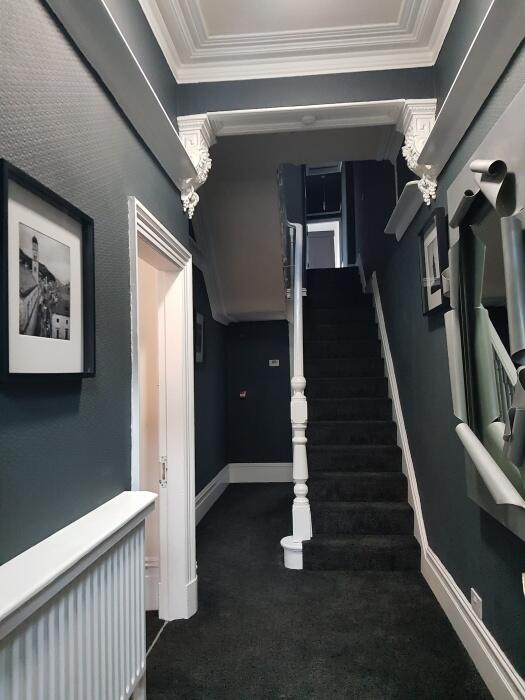 33 Bairstow Street - 7 Bed