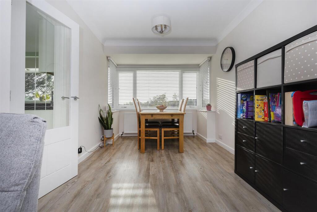 Living/Dining Room