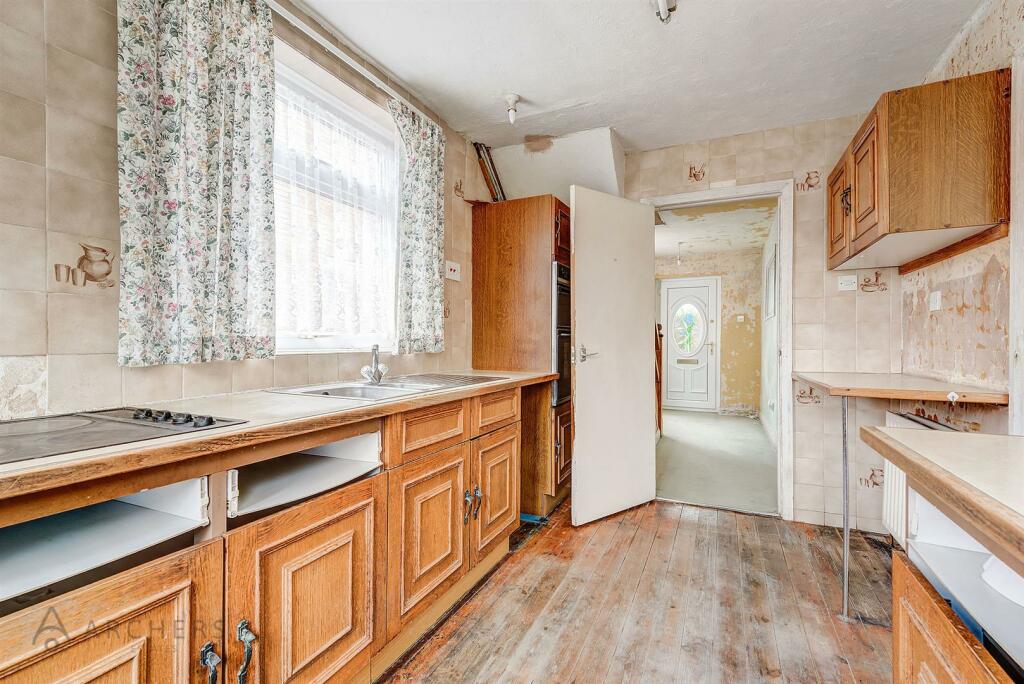 38BarncliffeRoad(Interior)(5of22).jpg