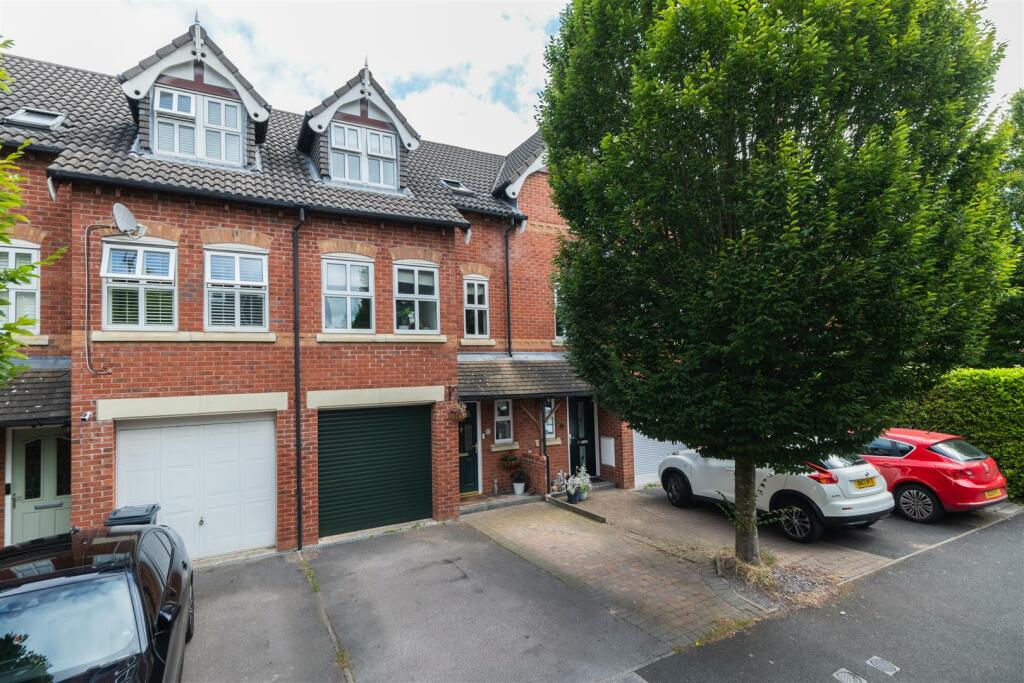 27 Harthill Close-037.jpg