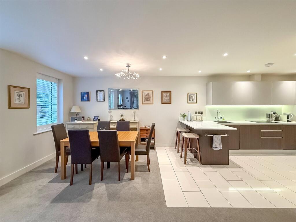 Dining Room/Kitchen