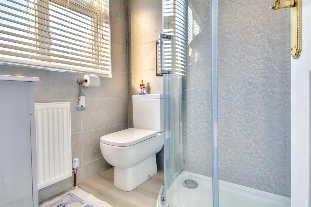 Shower Room.jpeg