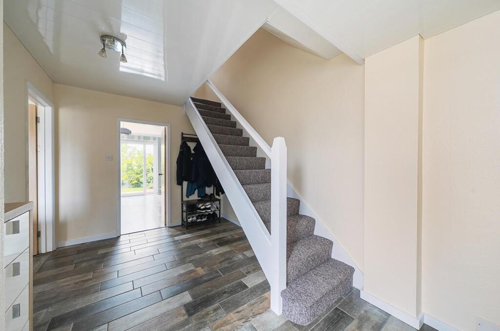 6 Bow Fell, Rugby (3).jpg